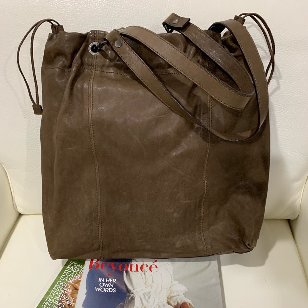 Authentic Burberry. No offers. Price firm